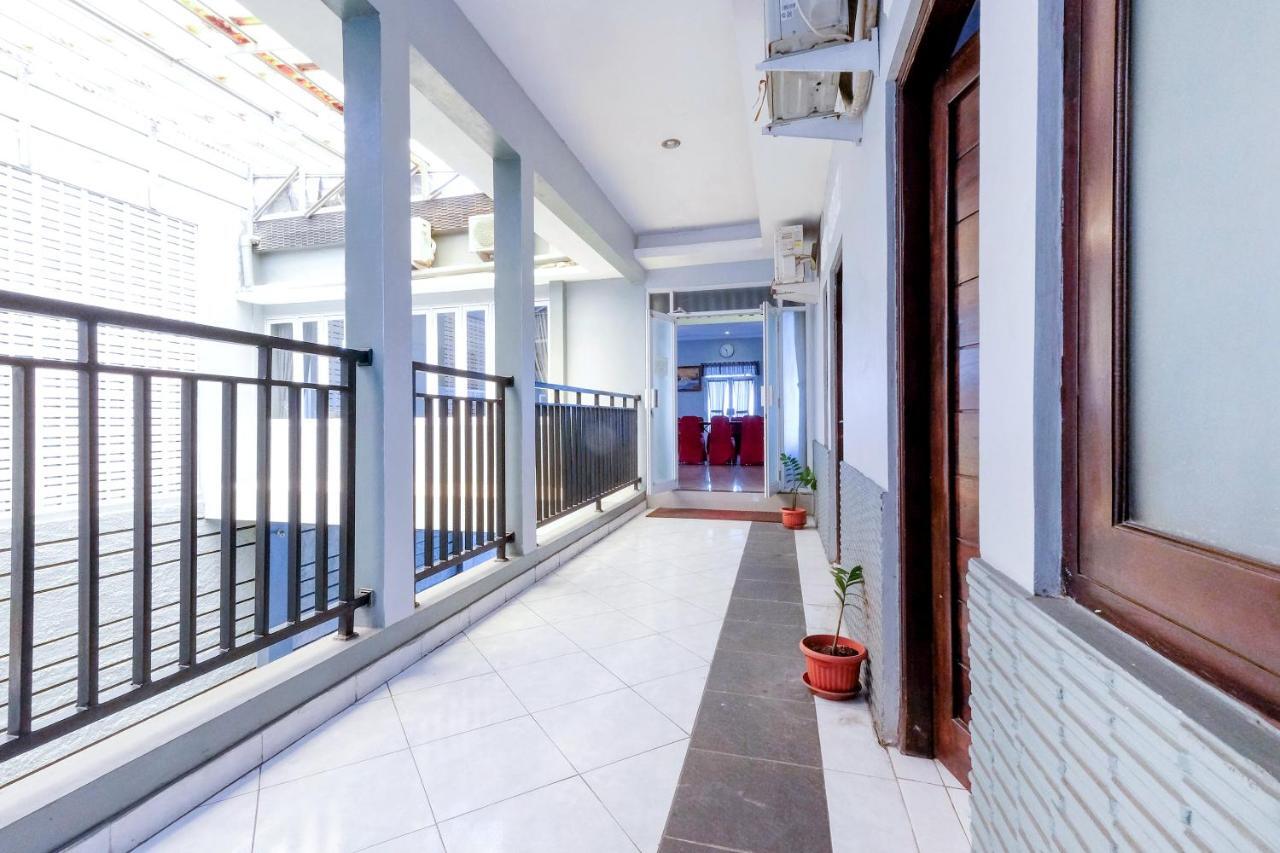 Reddoorz Plus @ Hotel Star 88 Tugu Exterior foto